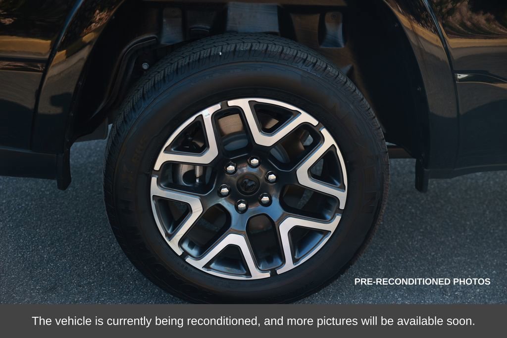 Used 2025 RAM 1500 Laramie image 9