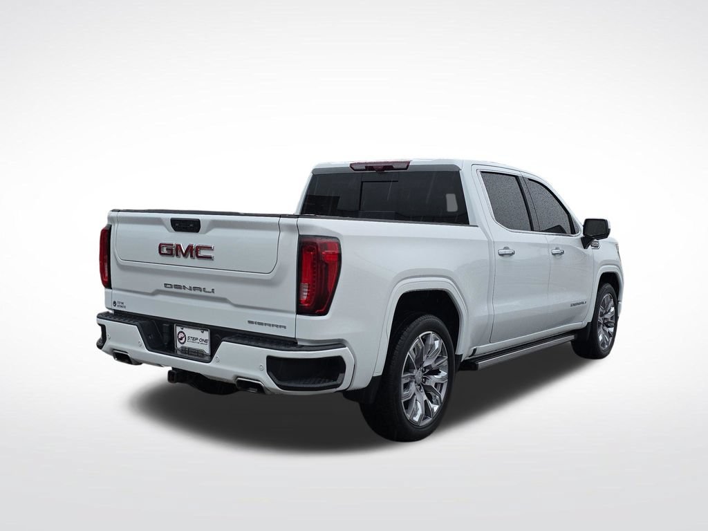Used 2024 GMC Sierra 1500 Denali w/ Denali Reserve Package AWD/4WD image 7