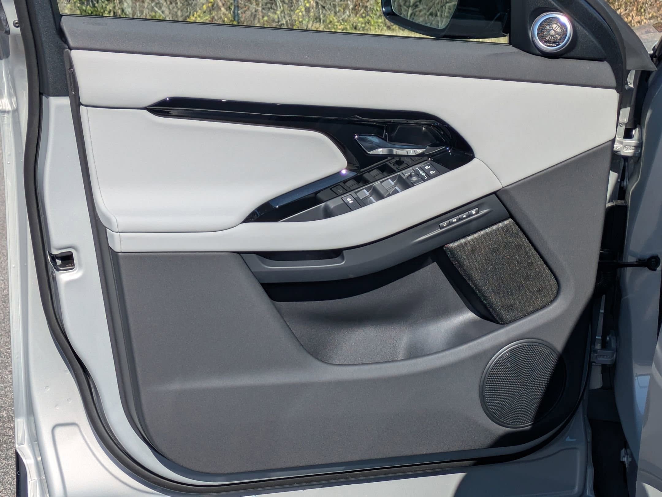 New 2026 Land Rover Range Rover Evoque Dynamic SE image 20