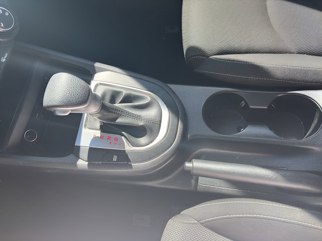 Used 2023 Kia Forte LXS image 18