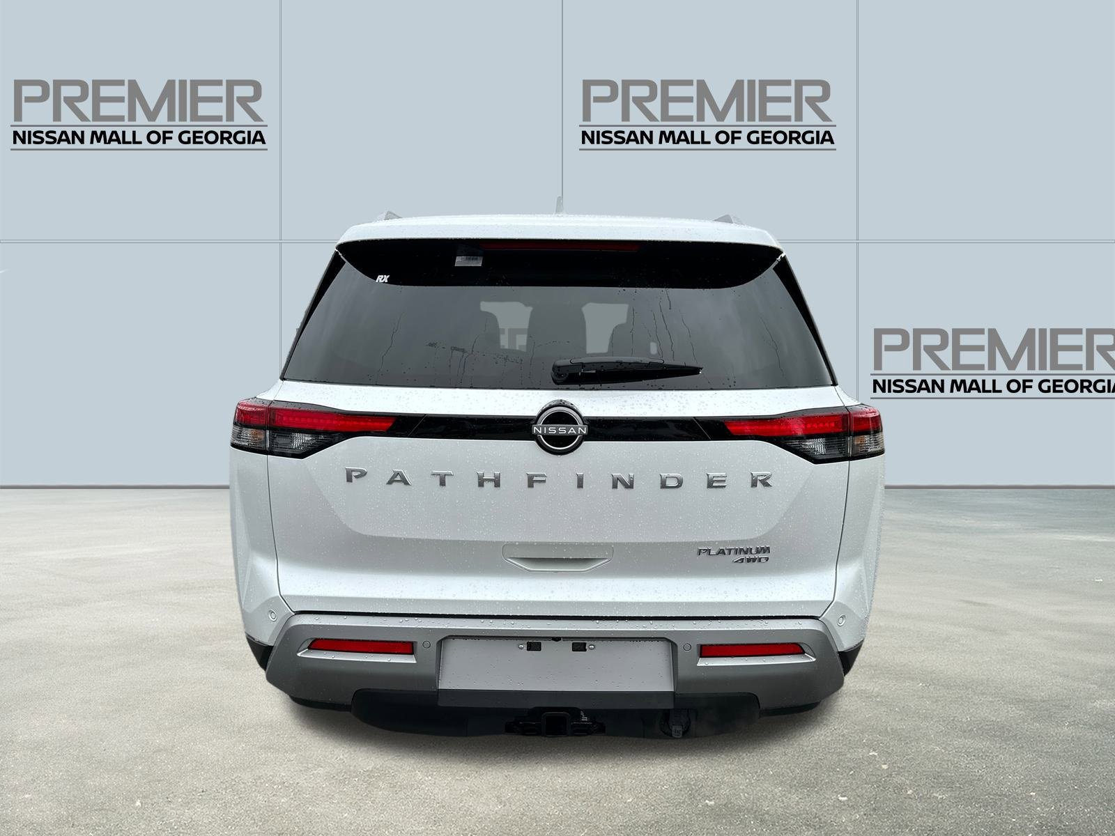 New 2025 Nissan Pathfinder Platinum image 6