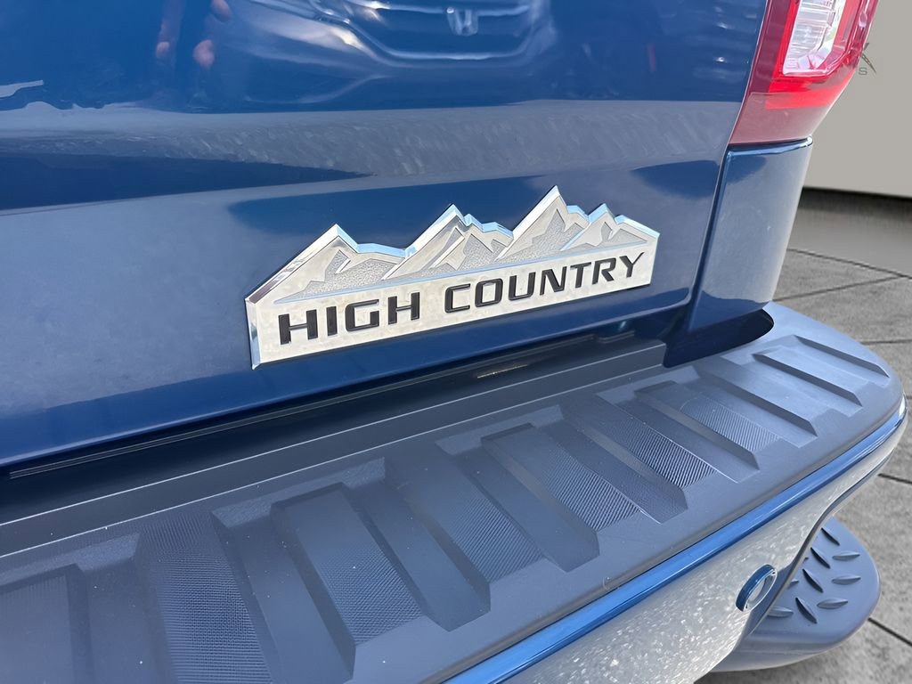 Used 2018 Chevrolet Silverado 1500 High Country AWD/4WD image 36