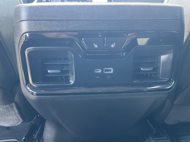 Used 2025 GMC Sierra 2500 AT4 w/ AT4 Premium Plus Package AWD/4WD image 21