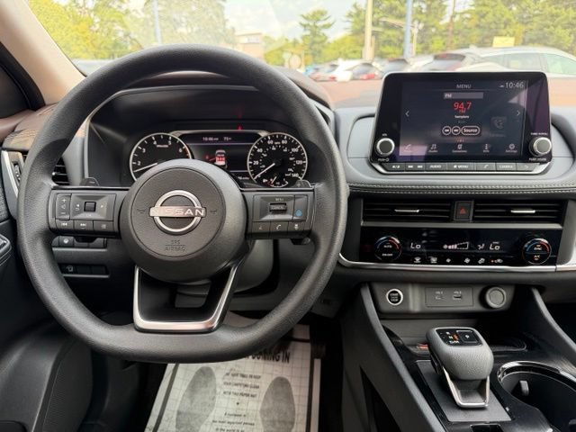 Used 2023 Nissan Rogue SV AWD/4WD image 20
