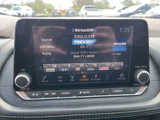 Used 2023 Nissan Rogue S image 16