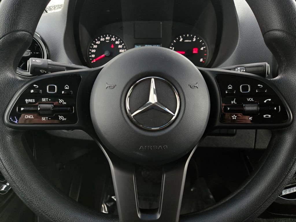 Used 2021 Mercedes-Benz Sprinter 2500 image 25