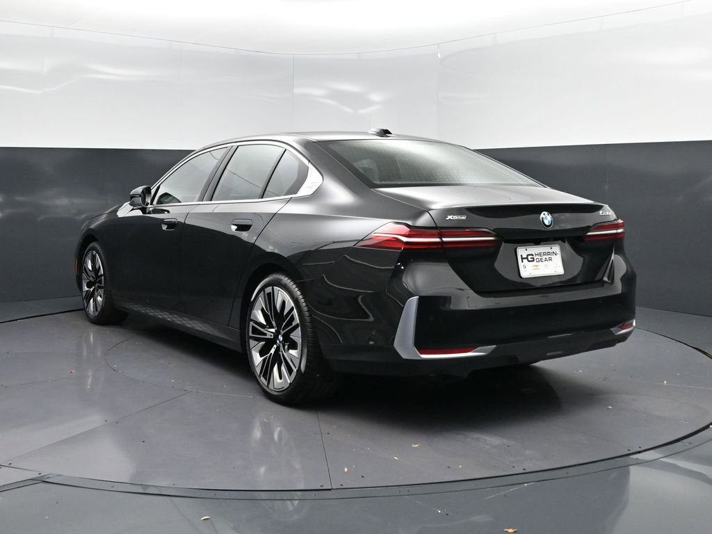 Certified 2025 BMW 530i xDrive image 5