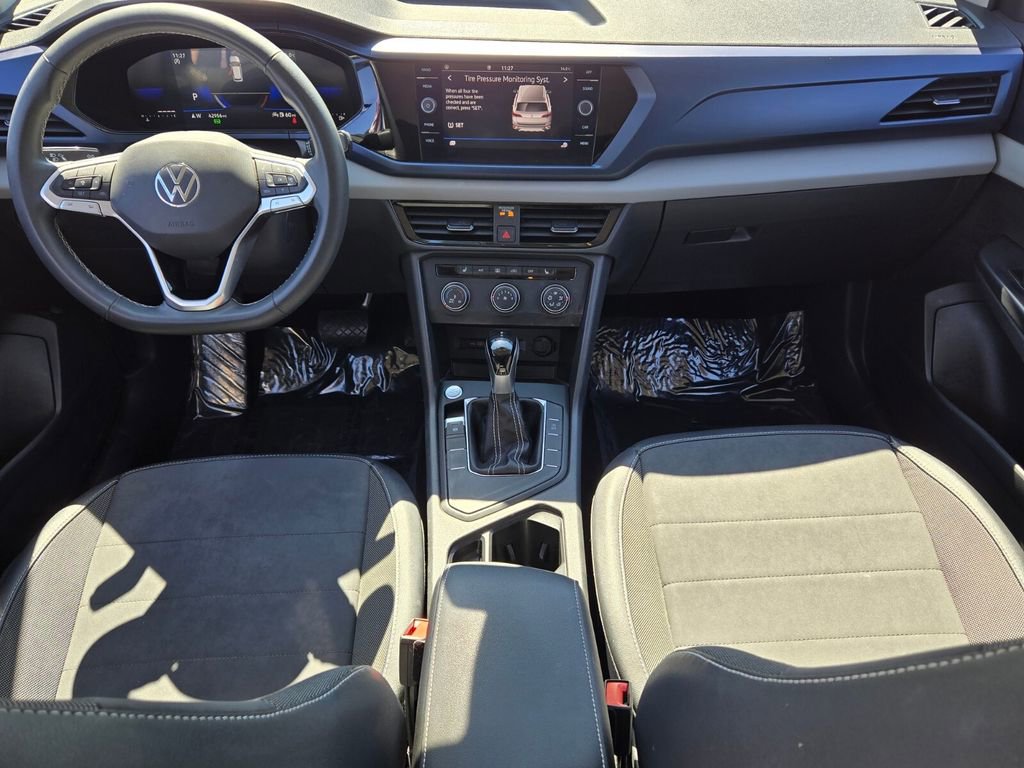 Used 2022 Volkswagen Taos SE w/ IQ.Drive SE Package image 13