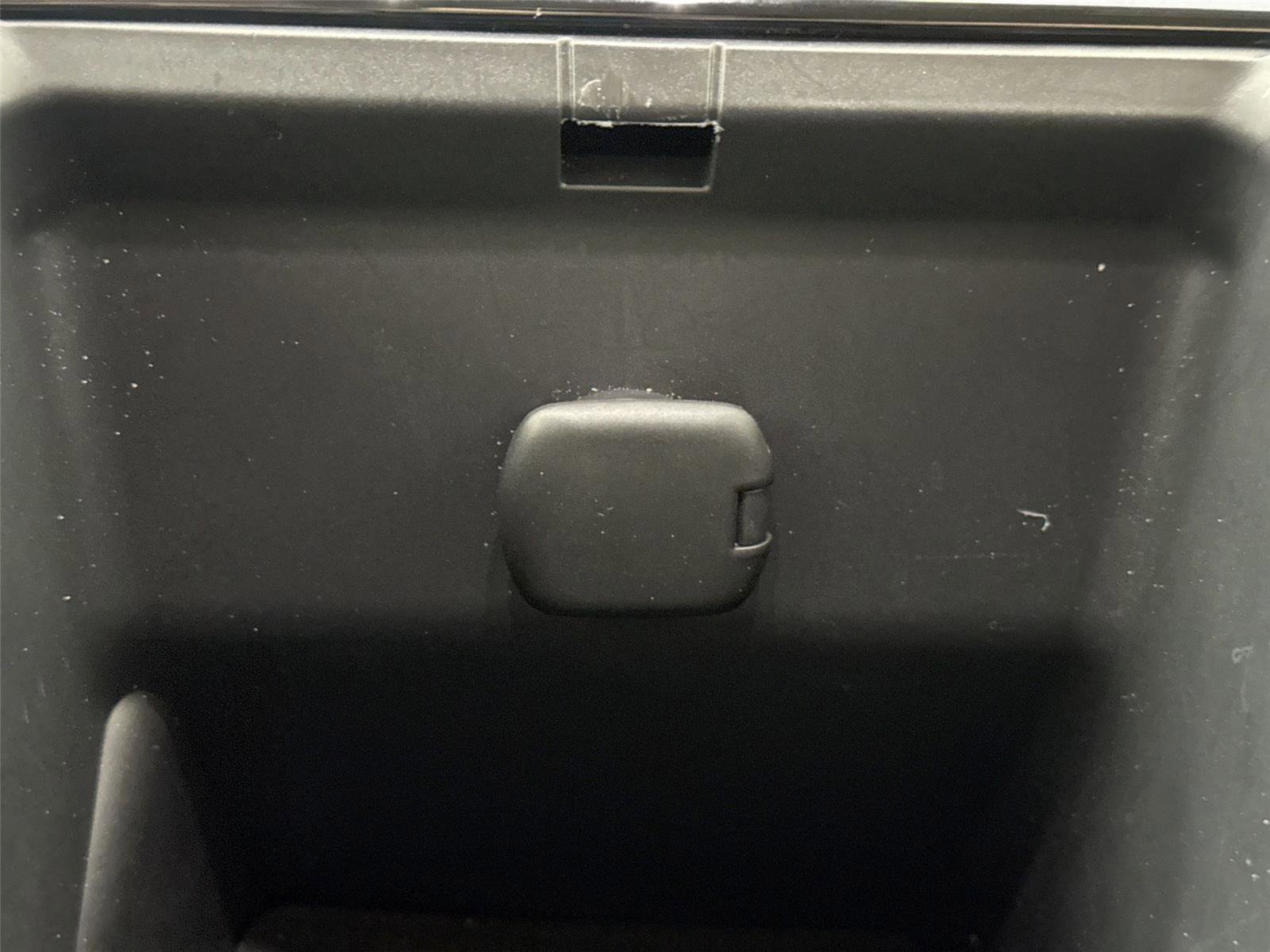 Used 2025 Toyota Camry XLE image 53