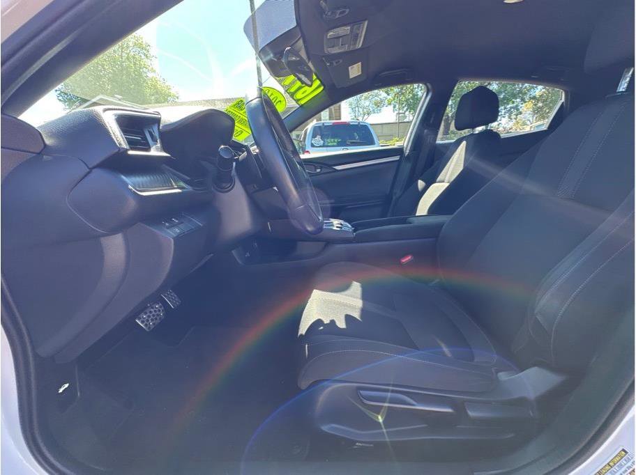 Used 2019 Honda Civic Sport image 14