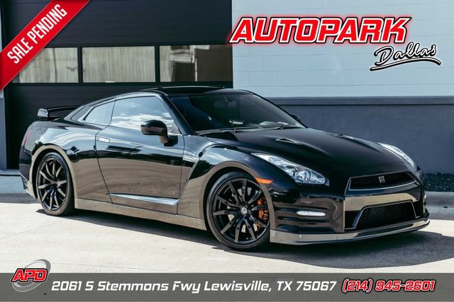 Used 2013 Nissan GT-R Premium AWD/4WD image 1