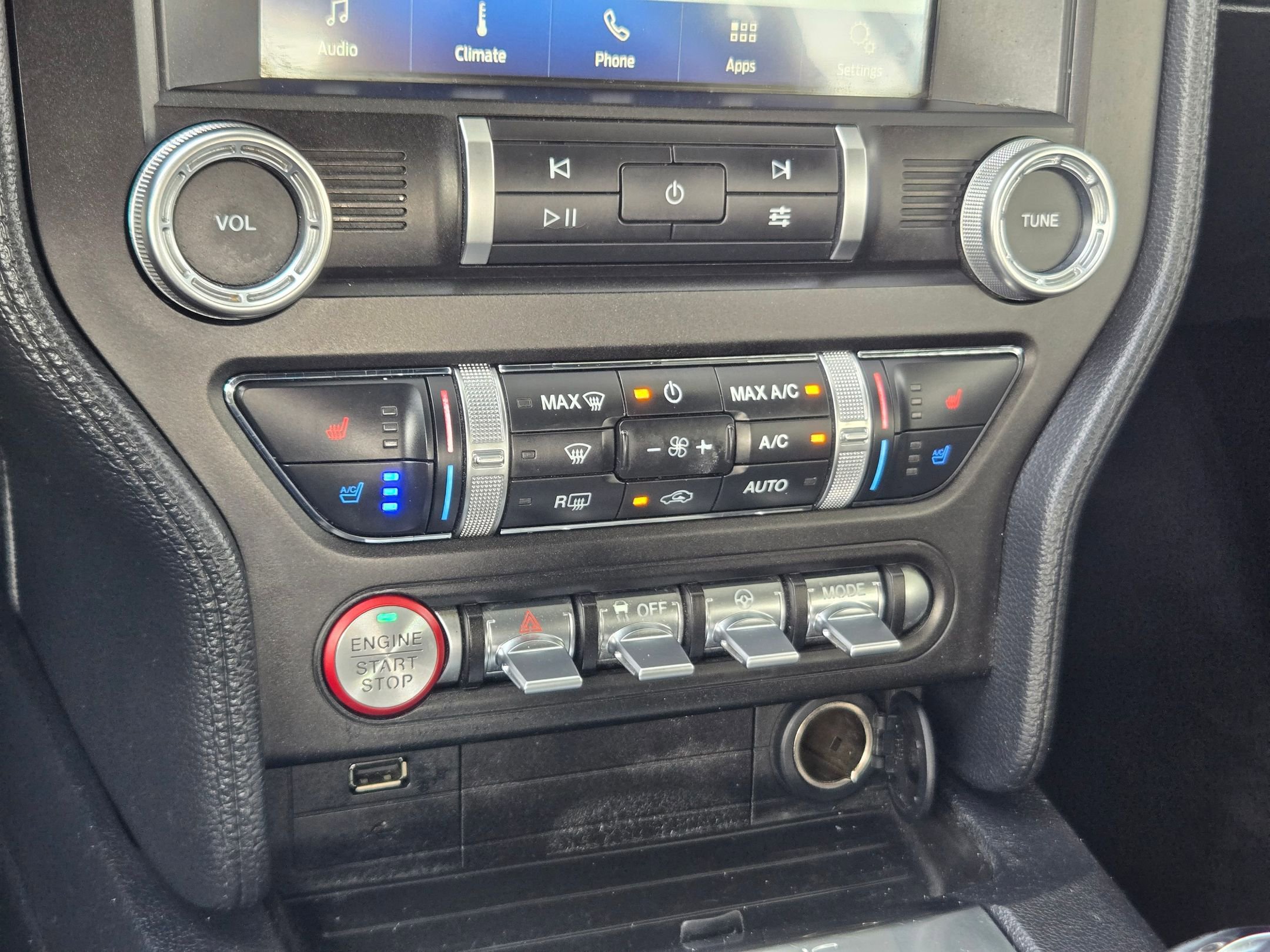 Used 2021 Ford Mustang Premium RWD image 17