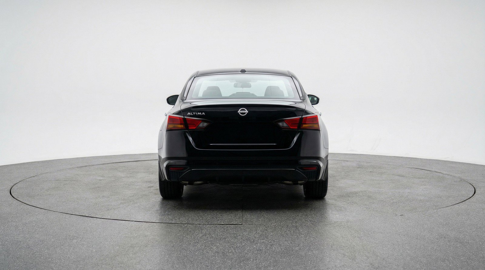 Used 2025 Nissan Altima 2.5 SV FWD image 7