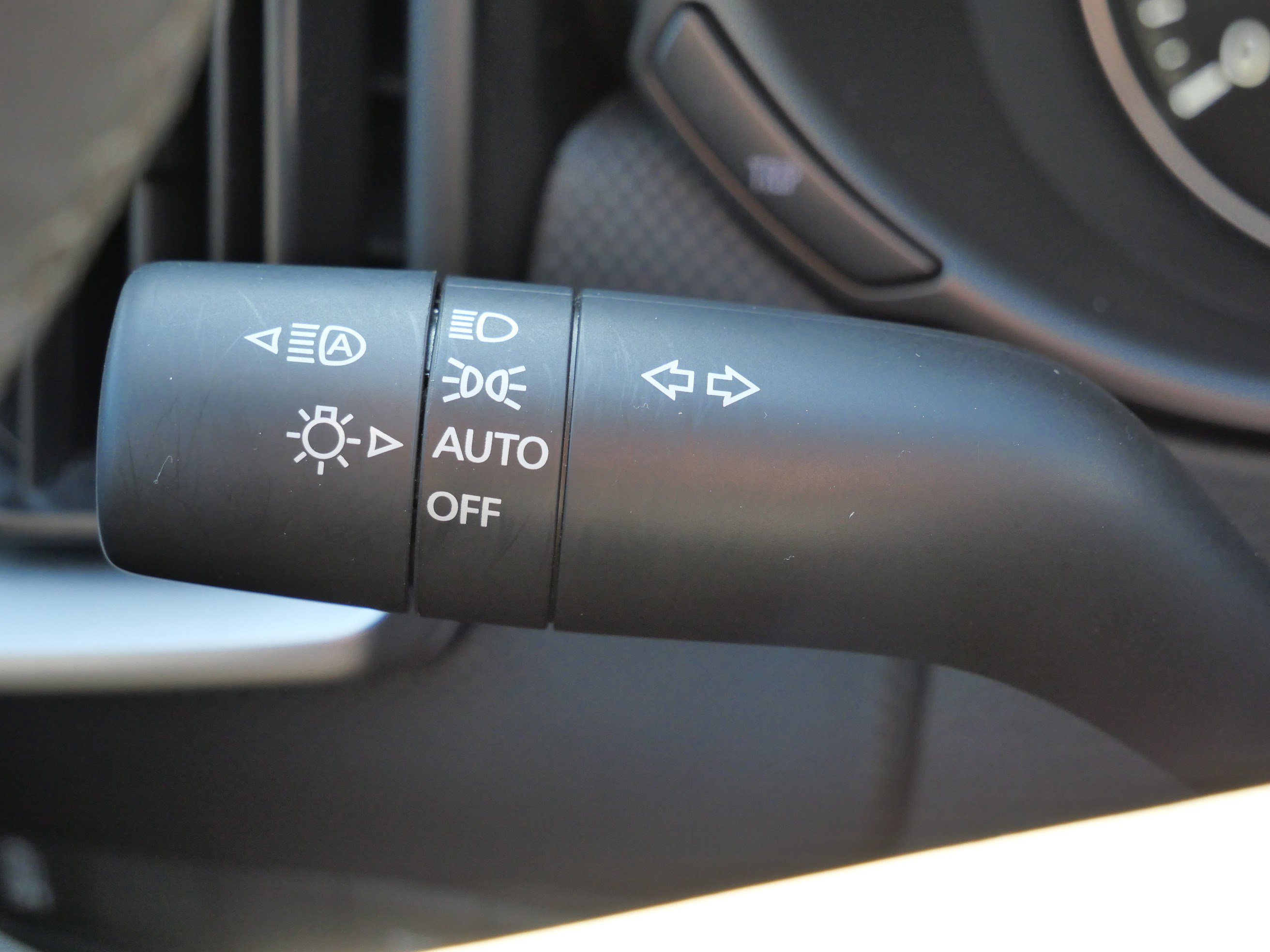 Used 2025 MAZDA CX-50 AWD 2.5 S w/ Select Package image 34