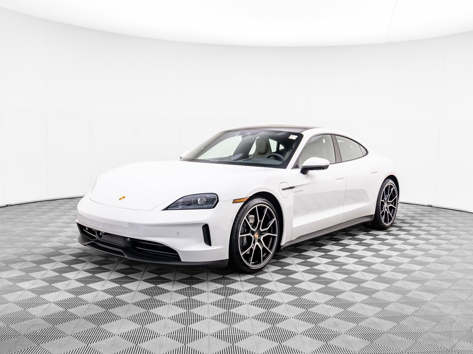 New 2025 Porsche Taycan