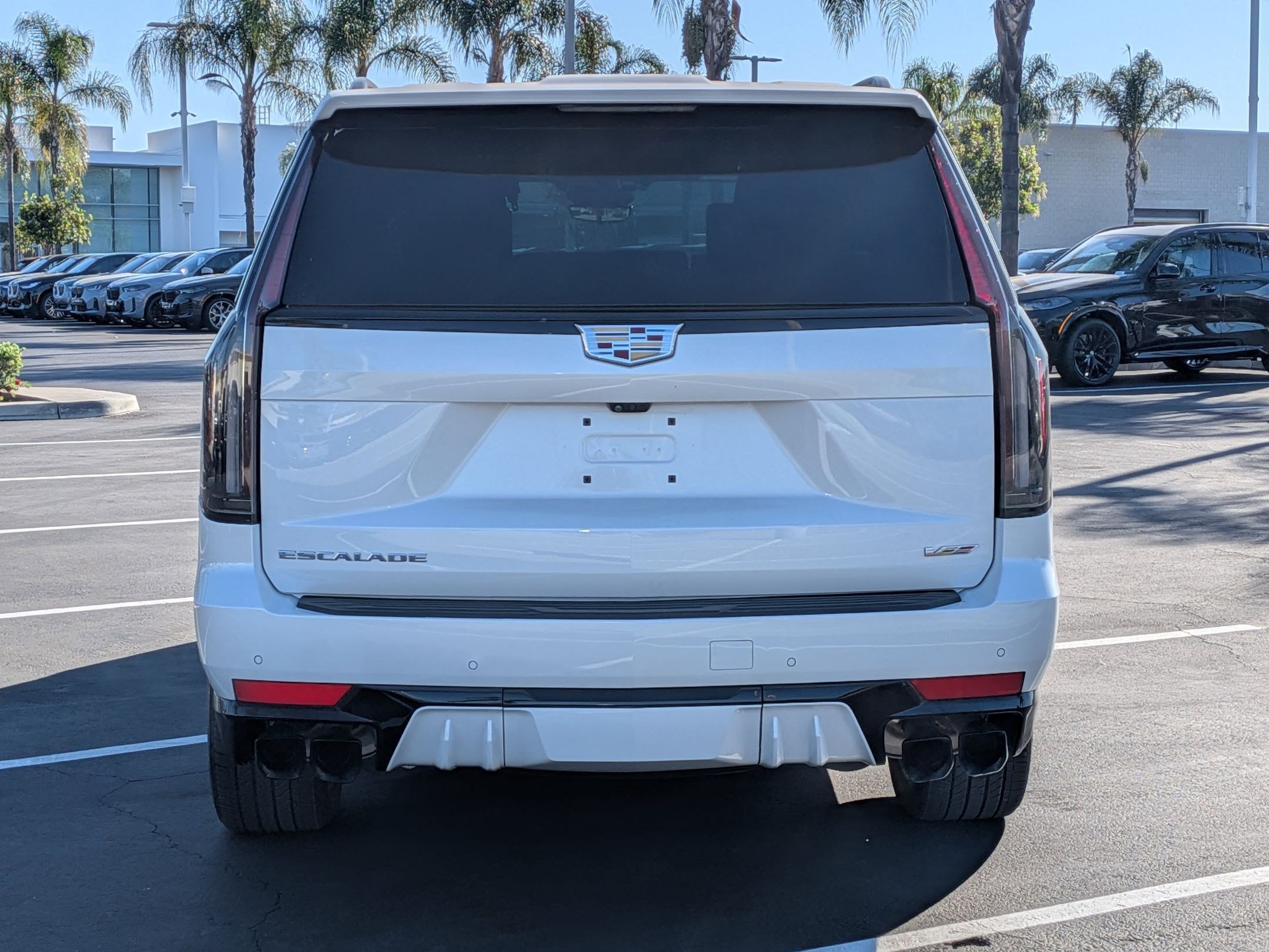 Used 2024 Cadillac Escalade V w/ Heavy-Duty Trailer Package image 9