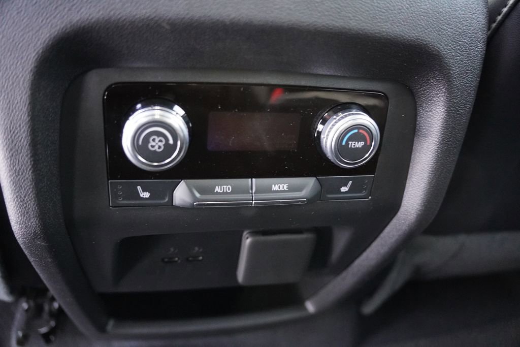 Certified 2025 GMC Acadia Denali image 20