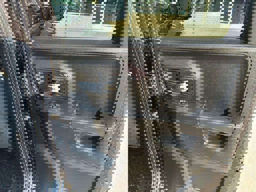 Used 2022 RAM 1500 Classic Warlock w/ Electronics Group image 13