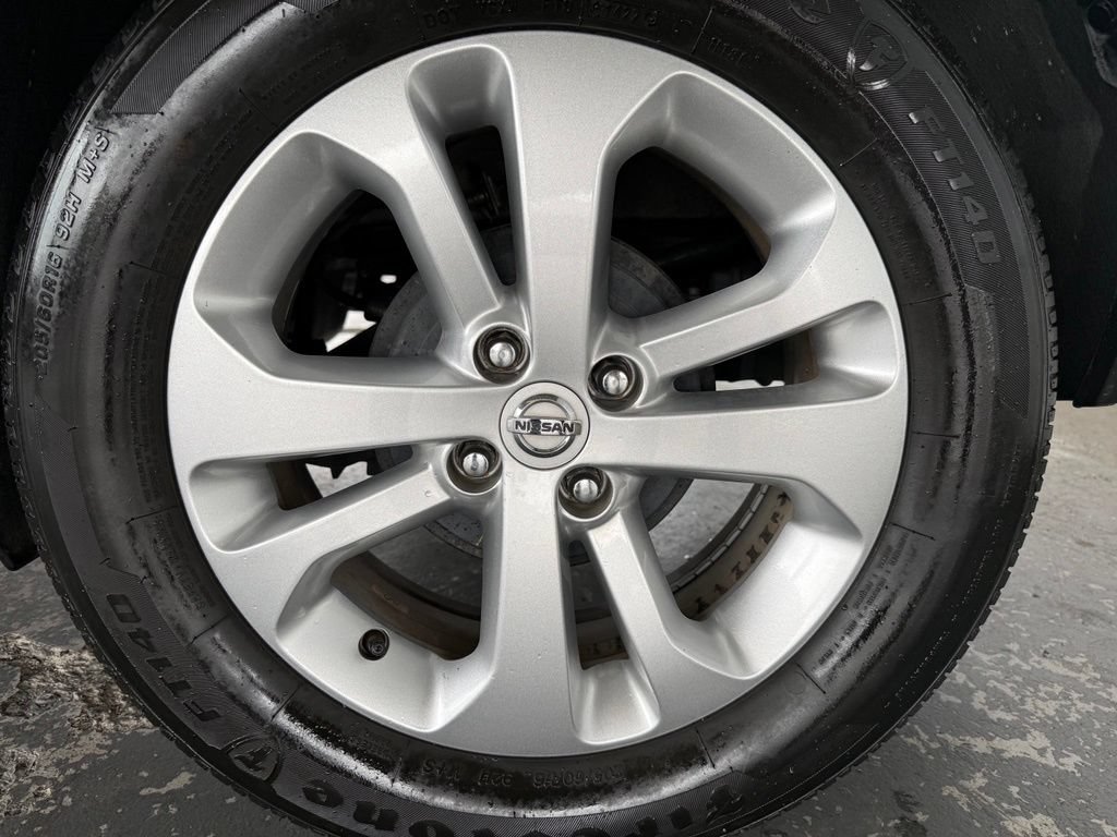 Used 2022 Nissan Kicks S FWD image 36