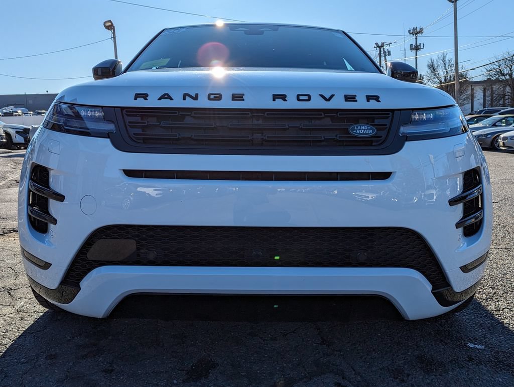 Used 2024 Land Rover Range Rover Evoque Dynamic SE AWD/4WD image 4