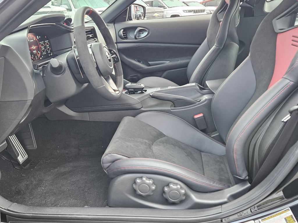New 2026 Nissan Z Performance w/ Floor Mat Package RWD image 3