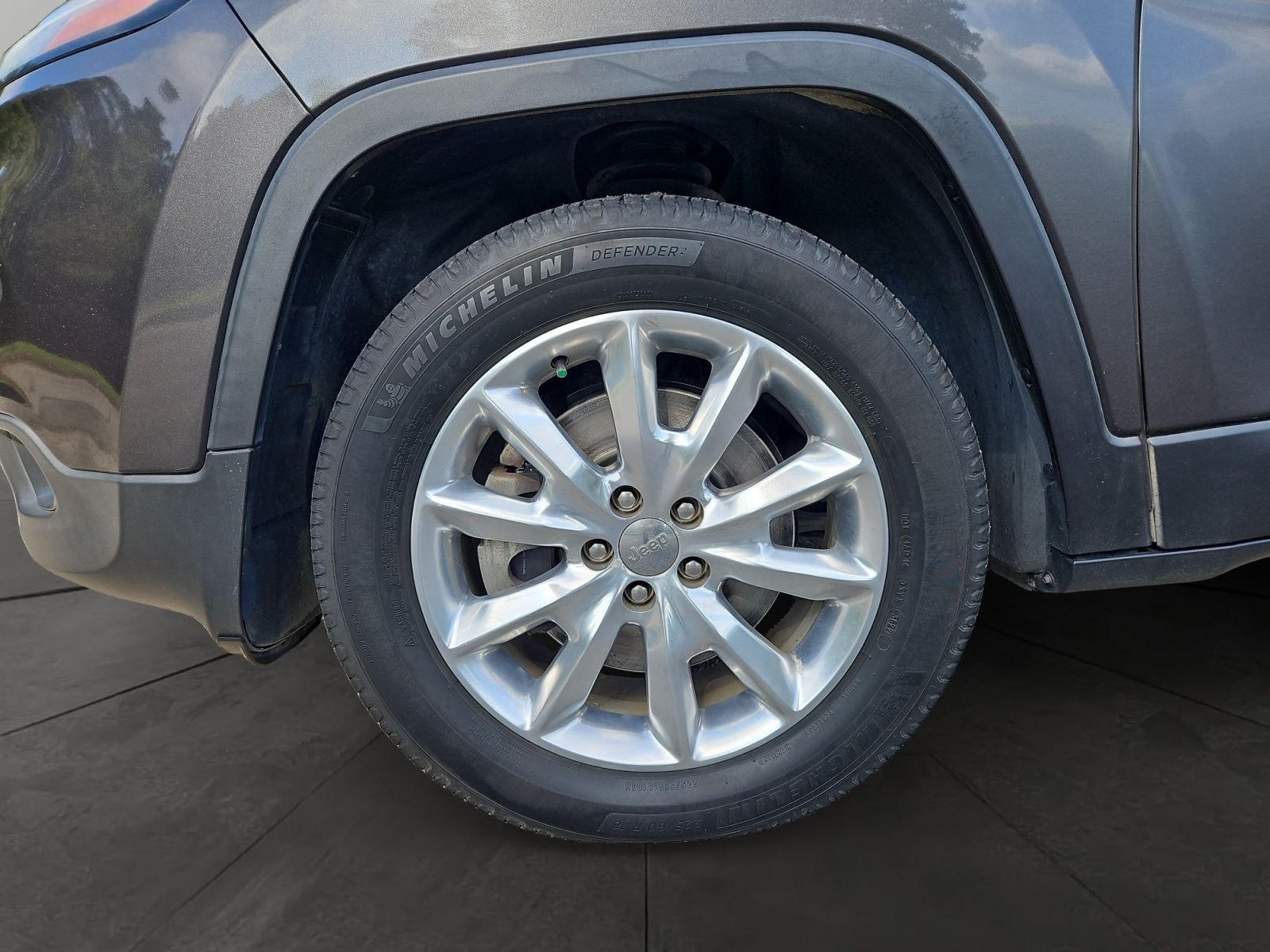 Used 2017 Jeep Cherokee Limited AWD/4WD image 14