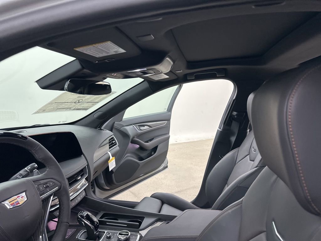 New 2026 Cadillac CT5 V AWD/4WD image 29