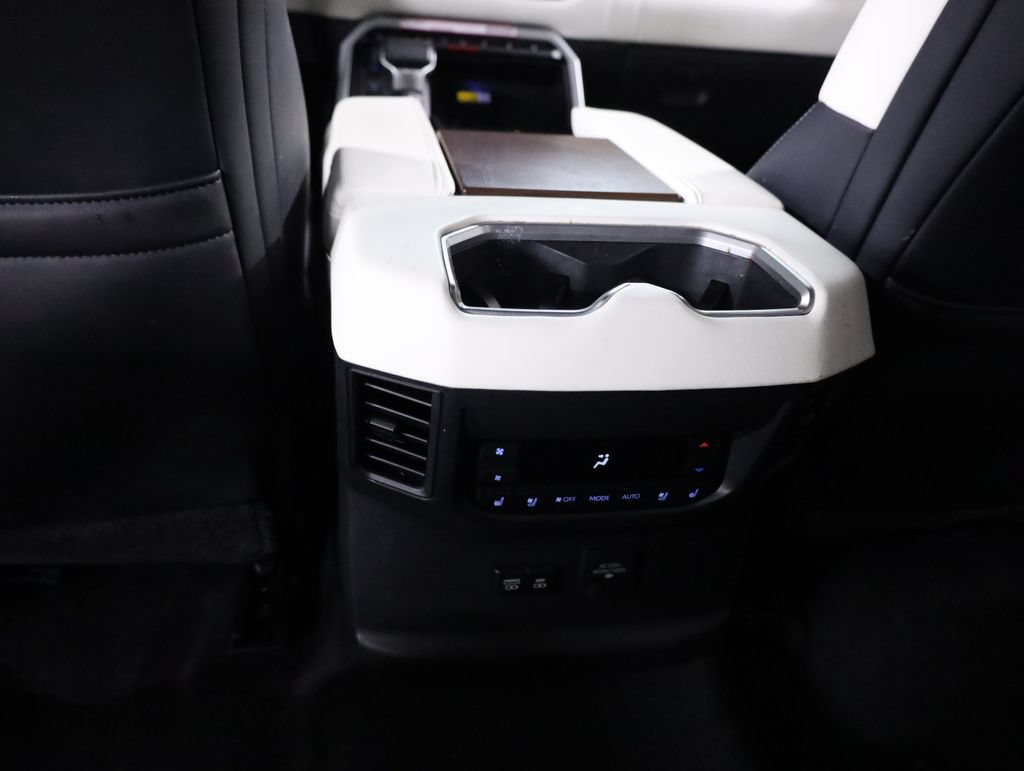 Used 2024 Toyota Sequoia Capstone AWD/4WD image 47