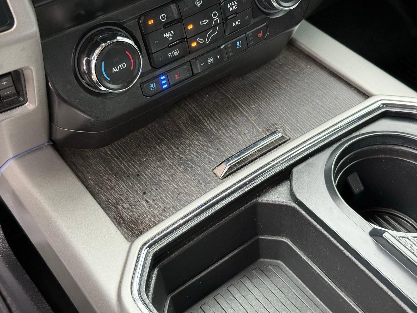 Used 2020 Ford F250 Lariat w/ Lariat Value Package AWD/4WD image 52