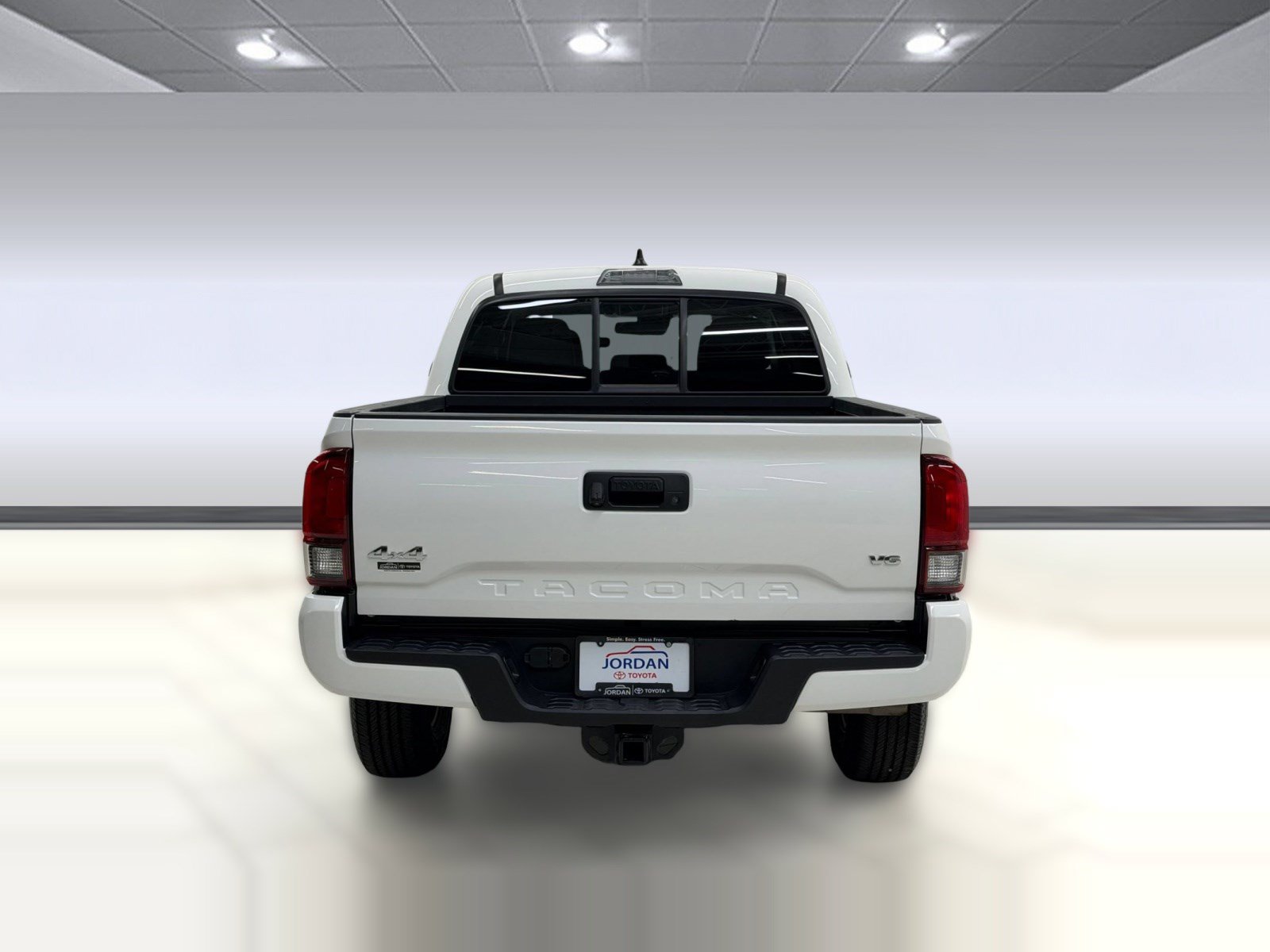 Used 2023 Toyota Tacoma SR AWD/4WD image 8