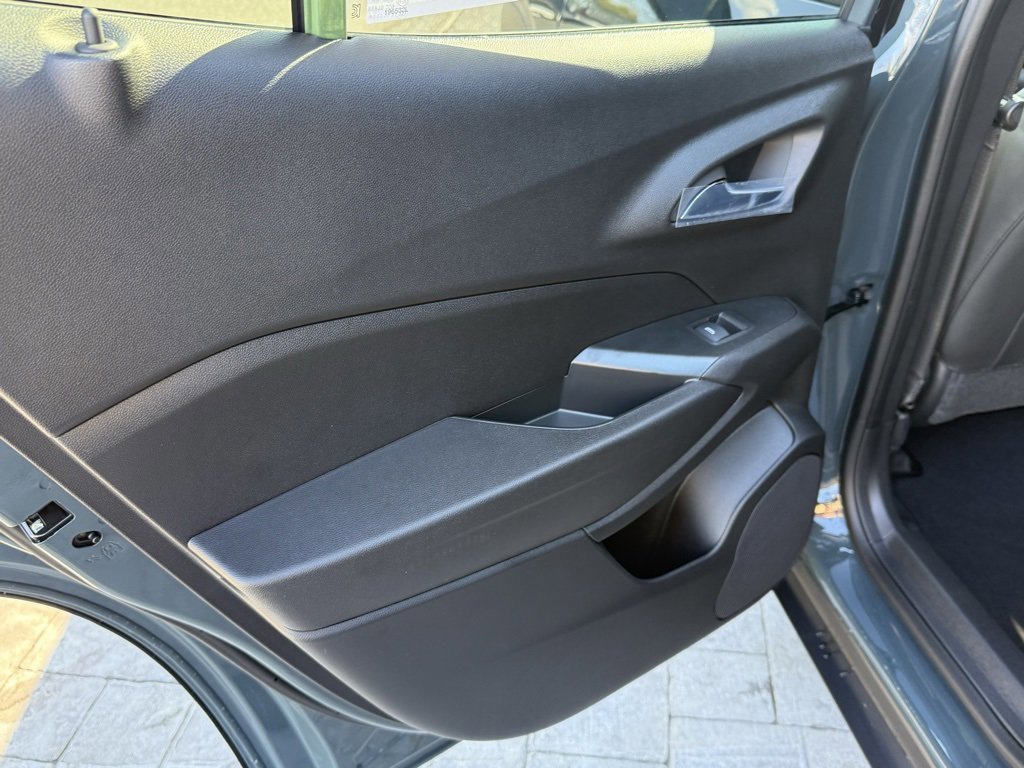 New 2026 Chevrolet Trax LT w/ Sunroof Package image 21