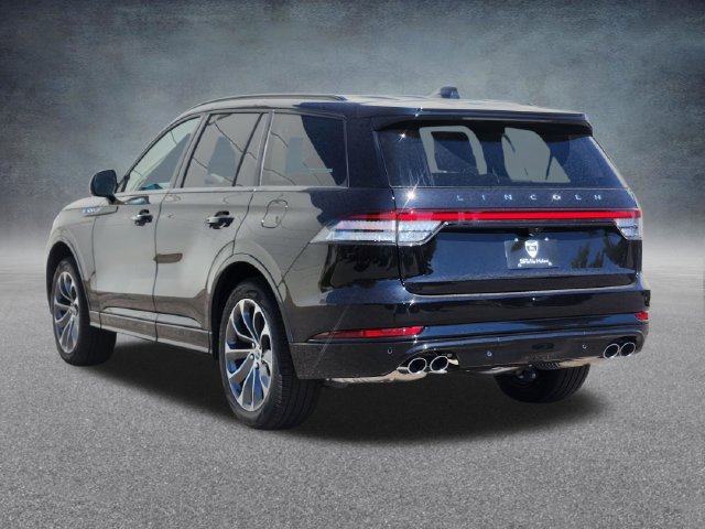New 2026 Lincoln Aviator AWD w/ Jet Appearance Package image 5