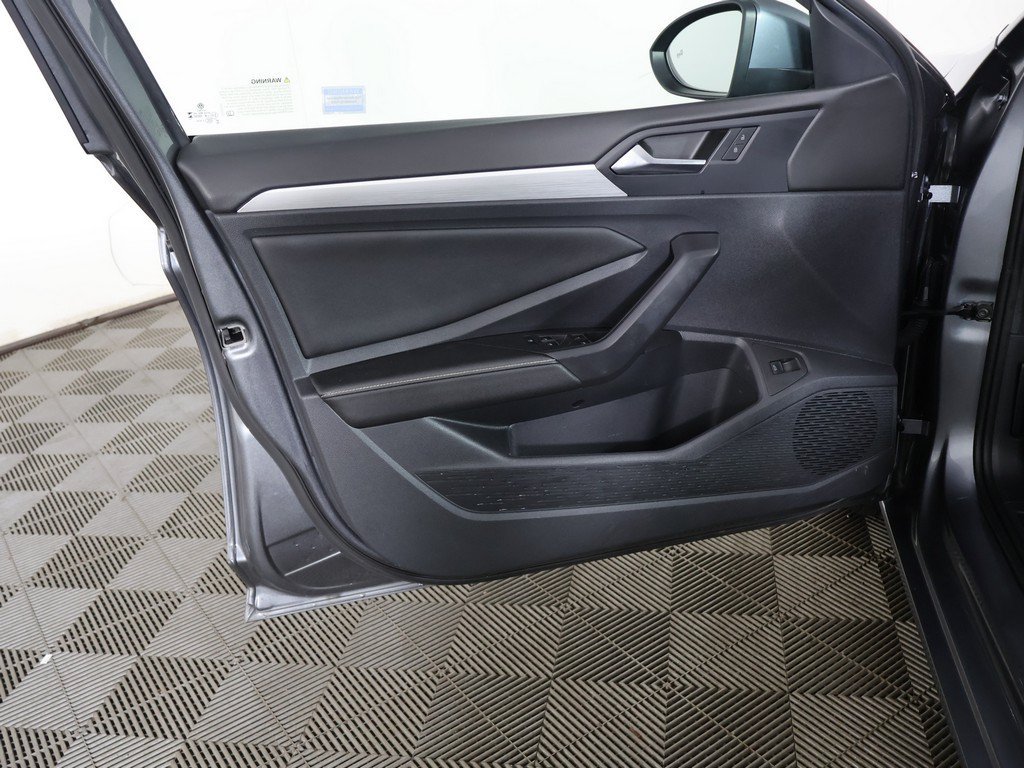 Used 2025 Volkswagen Jetta S FWD image 21
