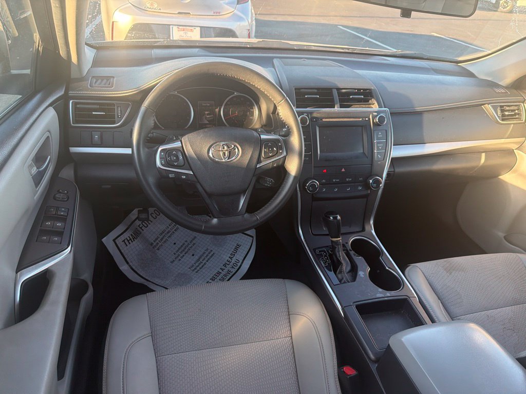 Used 2017 Toyota Camry SE FWD image 8
