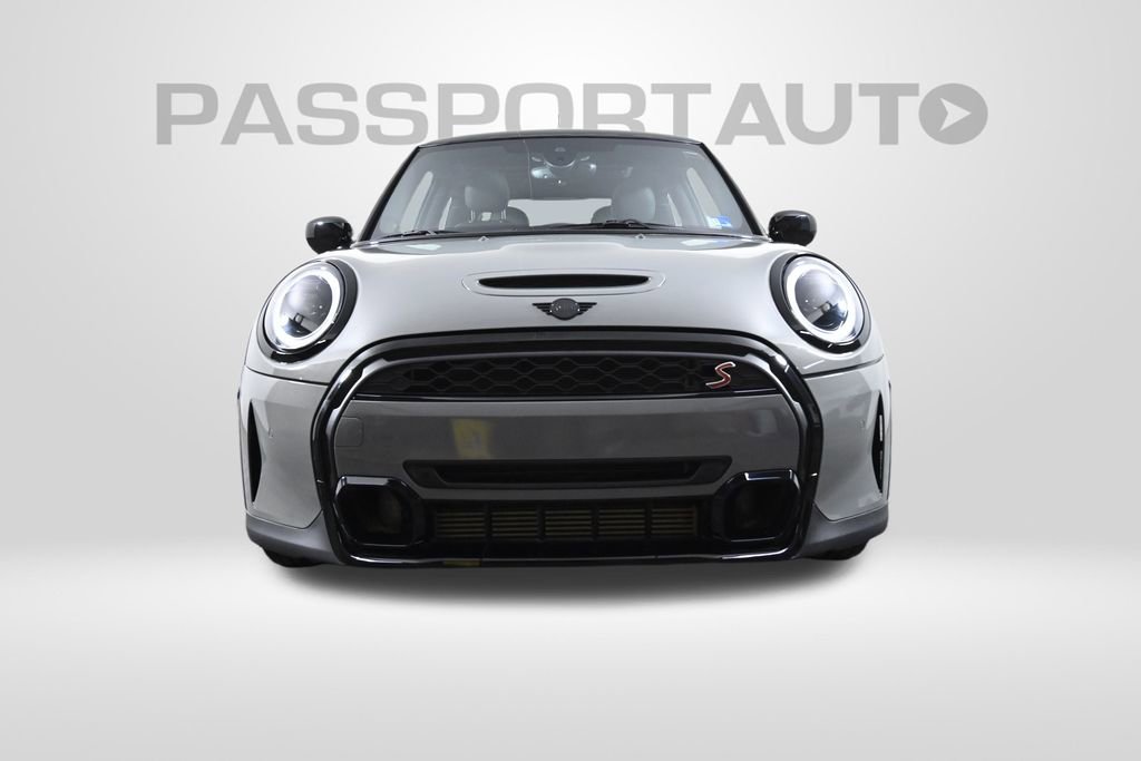 Used 2023 MINI Cooper S w/ Driver Assistance Package image 2