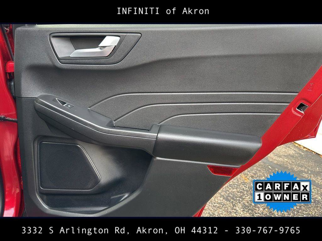 Used 2025 Ford Escape ST-Line image 24