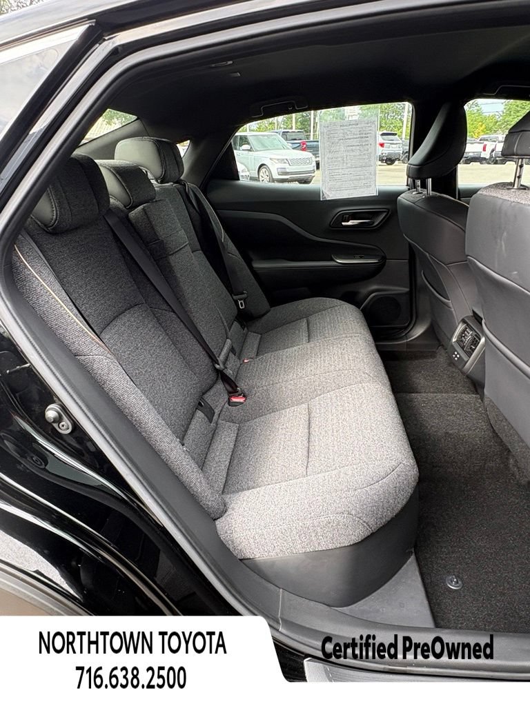 Used 2023 Toyota Crown AWD/4WD image 16