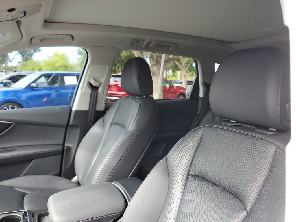 Used 2023 Audi Q7 3.0T Prestige image 21