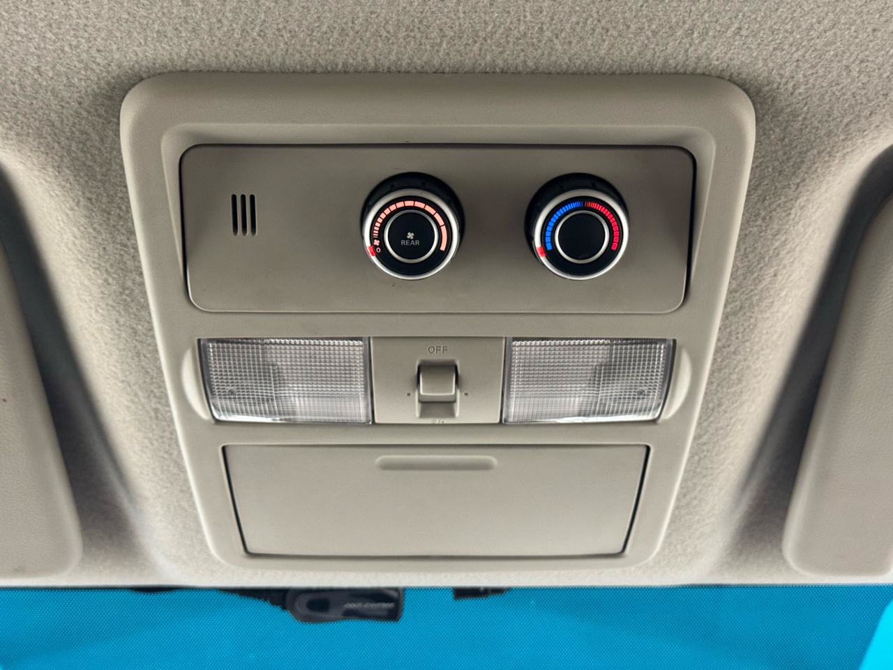 Used 2014 Nissan NV 3500 SV w/ Technology Package RWD image 21