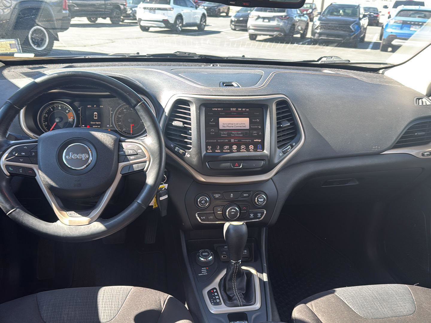 Used 2016 Jeep Cherokee Latitude w/ Cold Weather Group image 22
