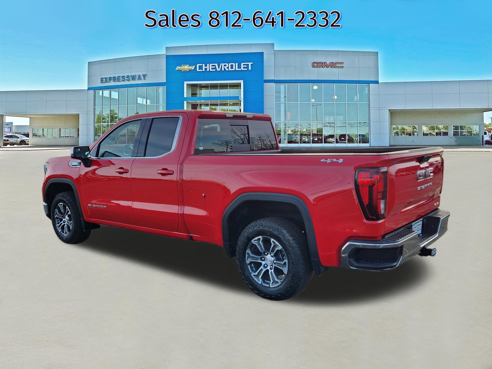 New 2026 GMC Sierra 1500 SLE w/ Preferred Package image 3