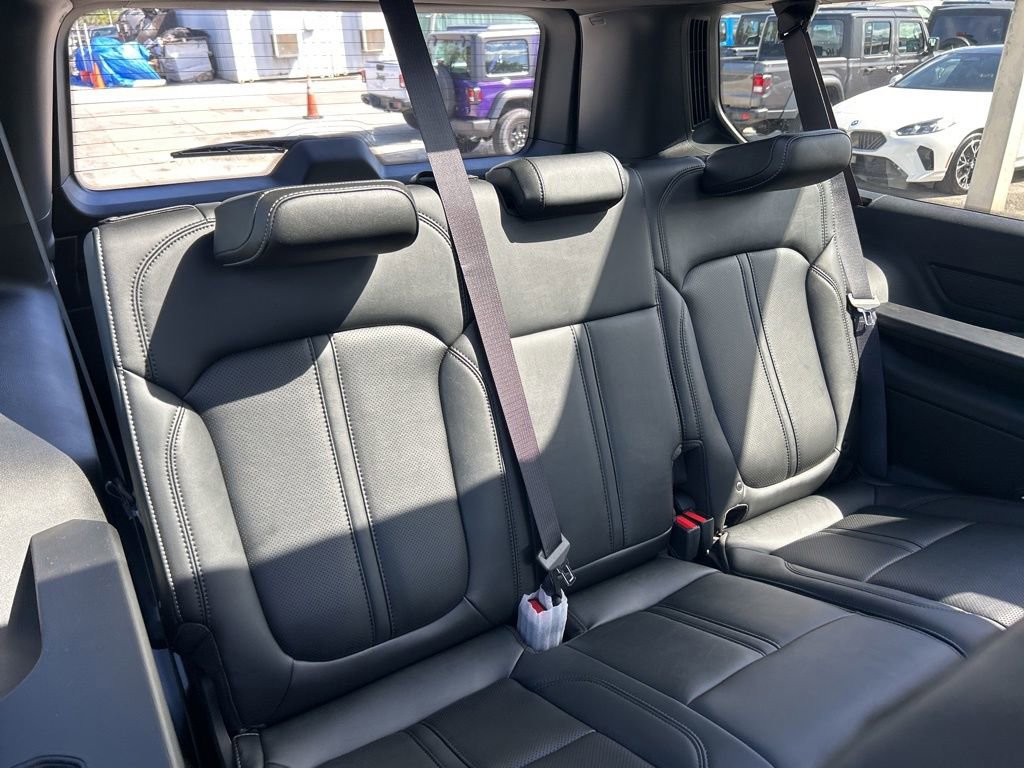 New 2026 Jeep Grand Wagoneer L Limited w/ Premium Group II image 31