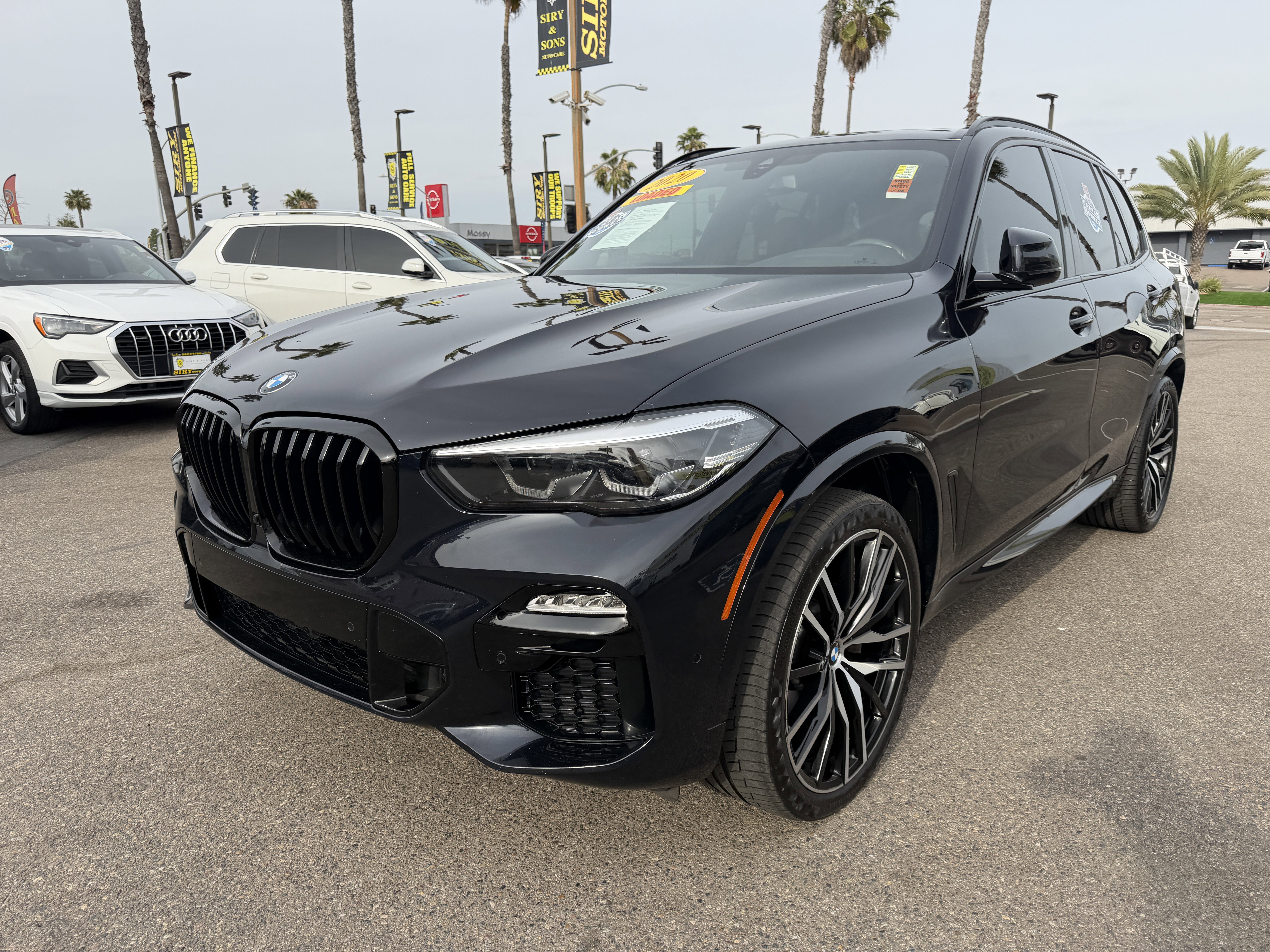 Used 2020 BMW X5 xDrive40i w/ M Sport Package AWD/4WD image 7
