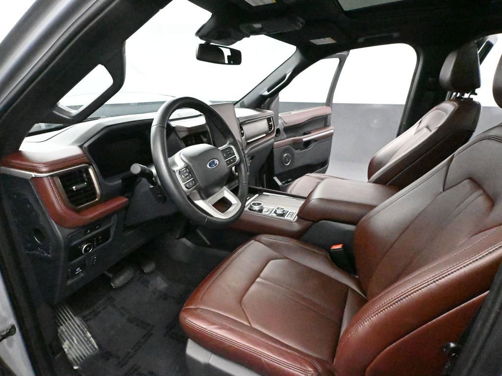 Used 2024 Ford Expedition Max Limited image 24