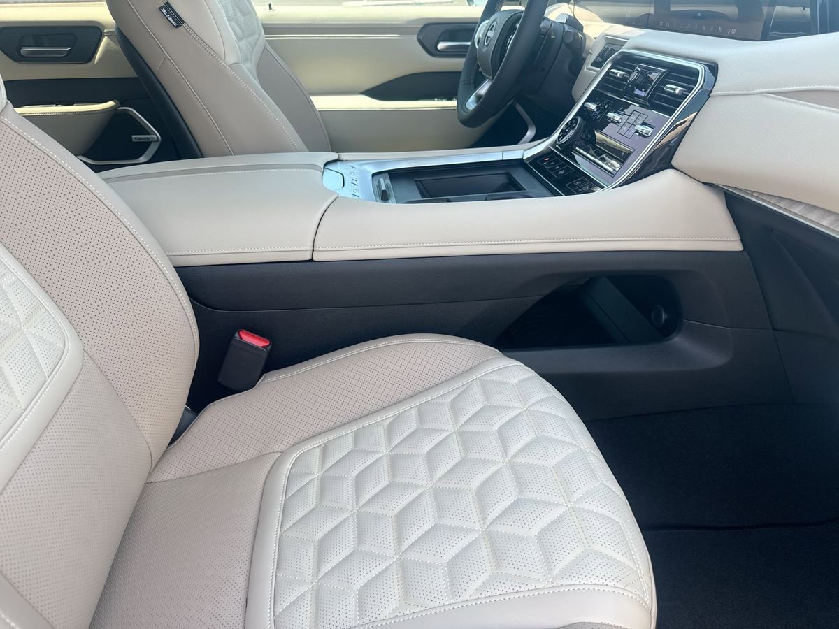 New 2026 Nissan Armada Platinum Reserve image 12