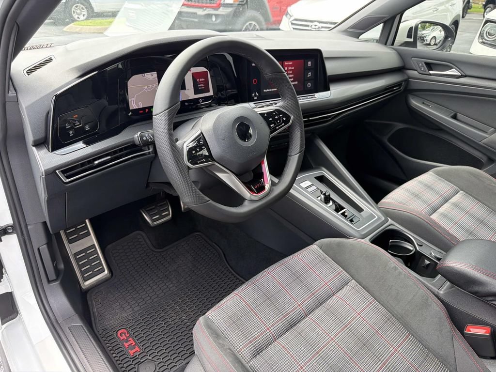 Used 2022 Volkswagen GTI SE w/ Black Wheel Package FWD image 23