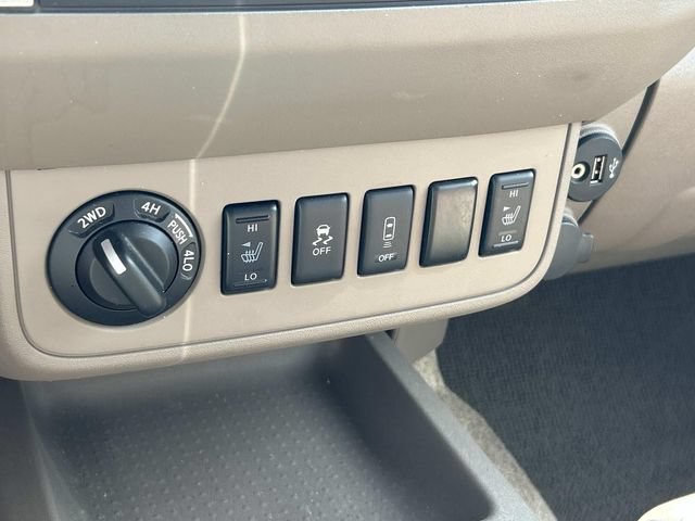 Used 2018 Nissan Frontier SV w/ Value Truck Package AWD/4WD image 24