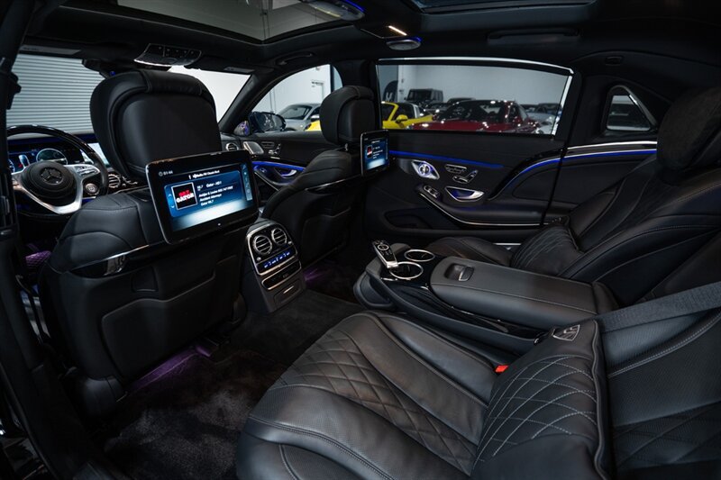 Used 2018 Mercedes-Benz Maybach S 560 4MATIC image 31