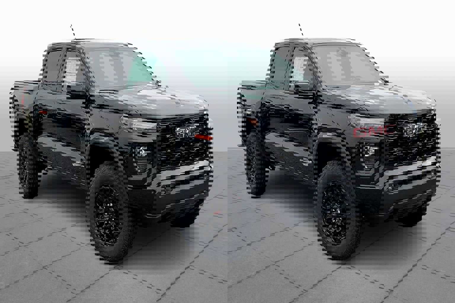 New 2026 GMC Canyon Elevation w/ Convenience Package image 2