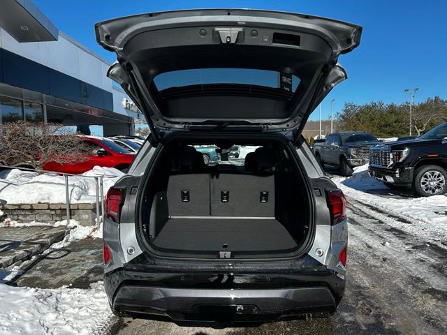 New 2026 GMC Terrain AT4 w/ Convenience Package III image 29